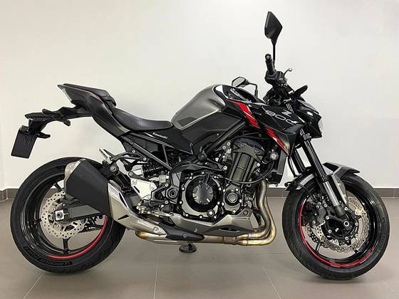 KAWASAKI Z900 KAWASAKI Z900